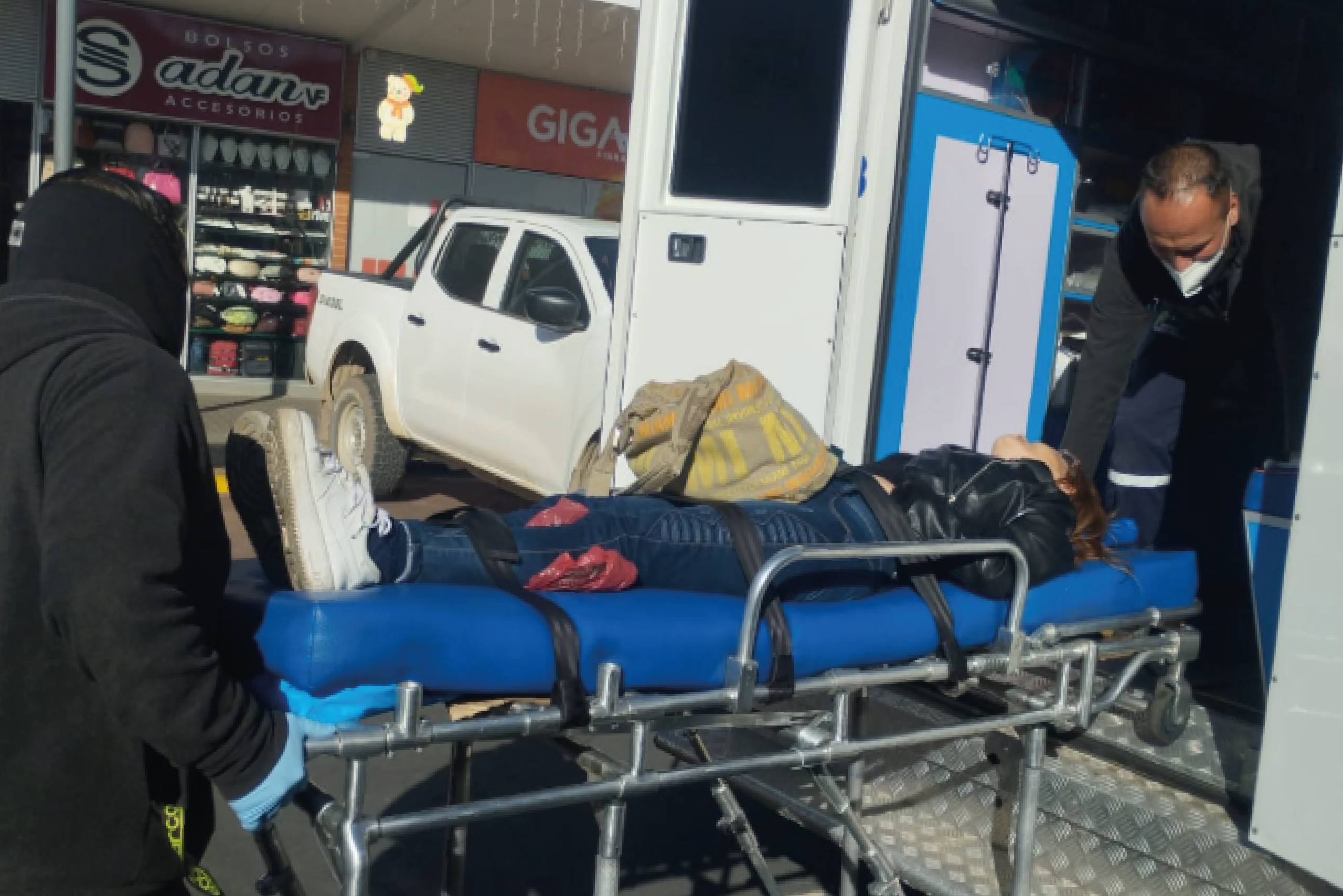 ambulanciaangelesamigos_Mesa de trabajo 1